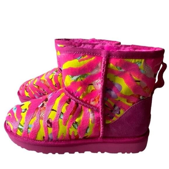 UGG Classic Mini Tiger Flower Sequins Ankle Boots Women's Size 8 Multicolor - Picture 7 of 13